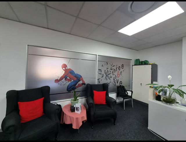 334M² OFFICE TO LET IN HALFWAY GARDENS